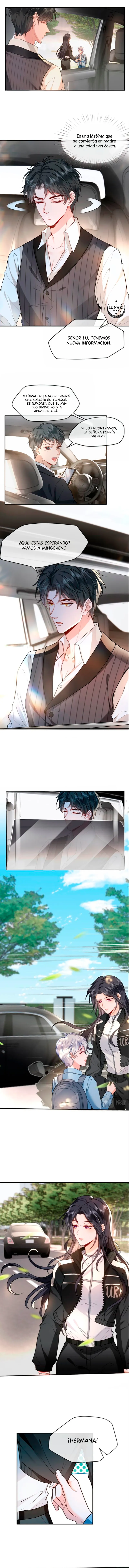 4 La señora está dando una lección en línea todos los días