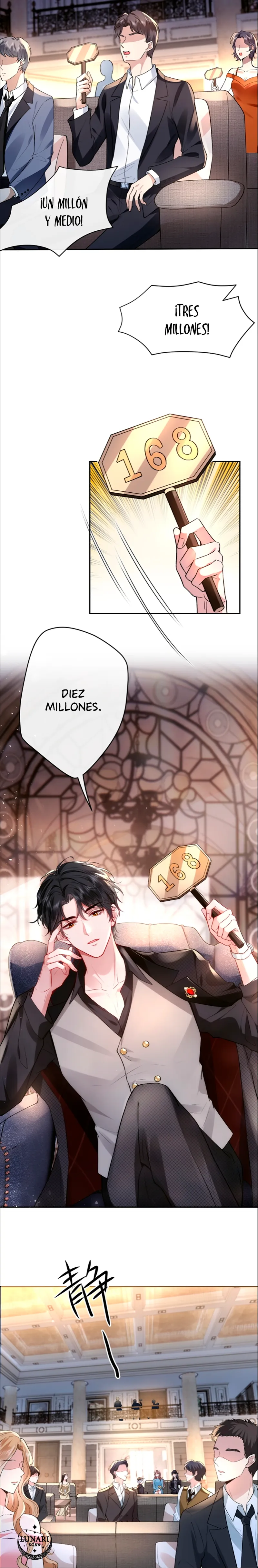 1 La señora está dando una lección en línea todos los días