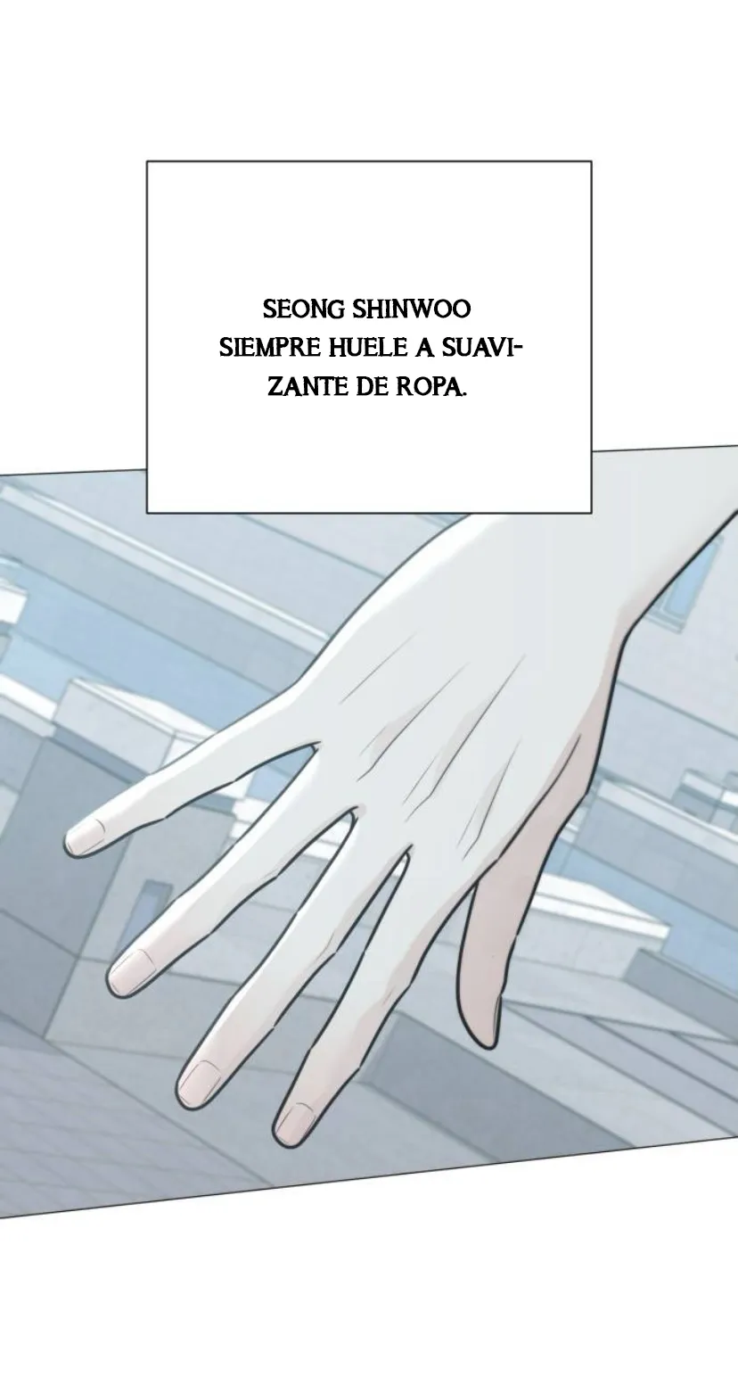 2 El hashtag es: El primer amor.